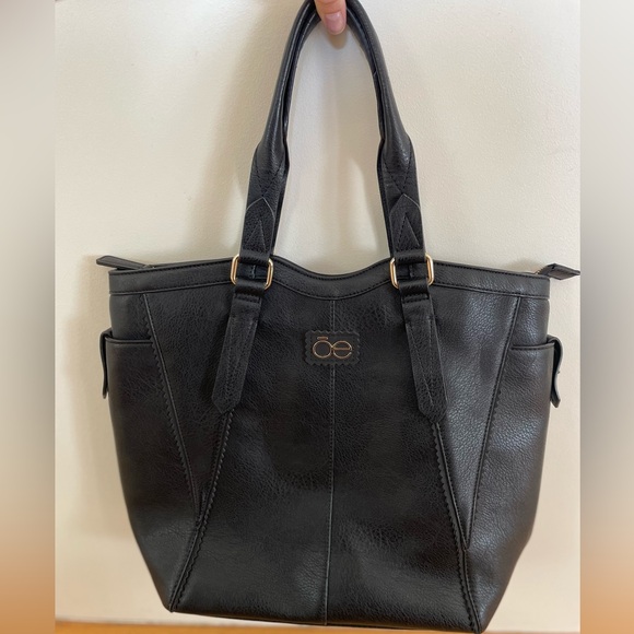 ōe Moda Chlōe black vegan leather tote bag laptop bag - Picture 1 of 13